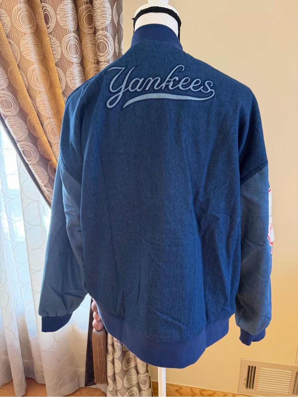 Women's New York Yankees Terez Blue Denim Blocked Bomber Jacket - Picture 3 of 8